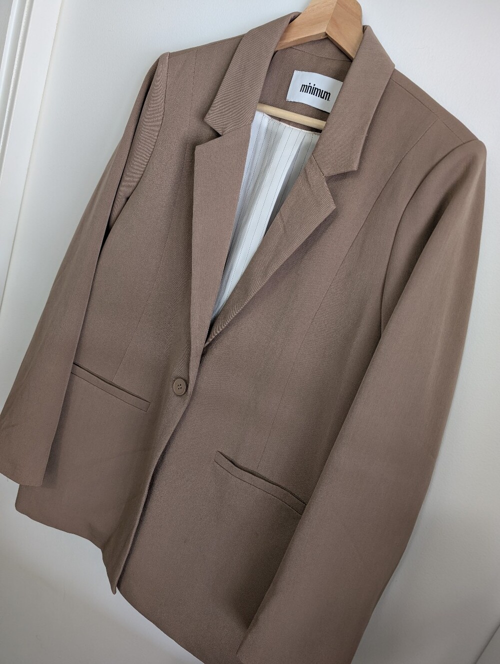 Minimum Tara 2.0 Blazer Medium Oversized Coat Tan Suit Jacket Neutral Minimalist